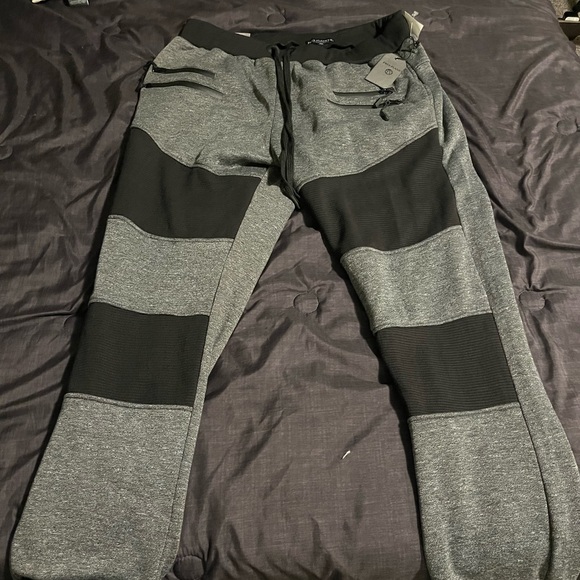 Sweatpants - Picture 2 of 5